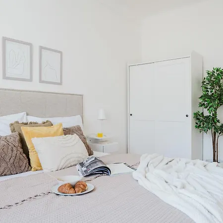 Days - One-bedroom With Netflix And Workspace With Imac In New Town *