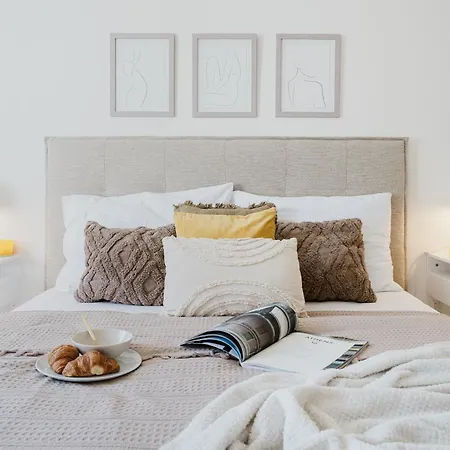 Days - One-bedroom With Netflix And Workspace With Imac In New Town