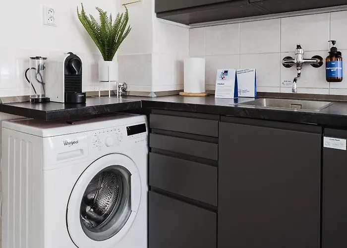 Days - One-bedroom With Netflix And Workspace With Imac In New Town * Praga