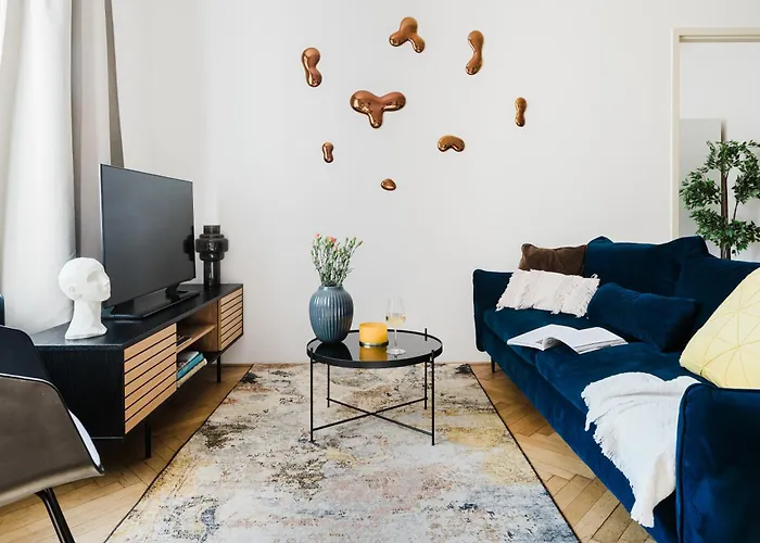Days - One-bedroom With Netflix And Workspace With Imac In New Town Apartamento