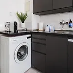 Days - One-bedroom With Netflix And Workspace With Imac In New Town * Praha