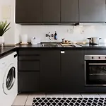 Days - One-bedroom With Netflix And Workspace With Imac In New Town *
