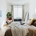 Days - One-bedroom With Netflix And Workspace With Imac In New Town * Praha